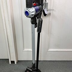 【・税込み】ダイソン コードレスクリーナ― SV07 V6 cord-free pro 充電スタンド付き 動作確認済み 掃除機【PayPay使えます】