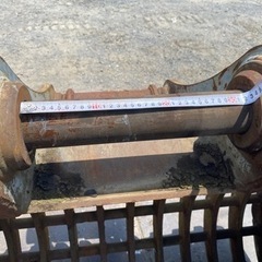 スケルトンバケット 0.7クラス アタッチメント ユンボ 中古バケット ピン径70mm アーム取付幅325mm 茨城県境町発【Stock No.703627年】の画像