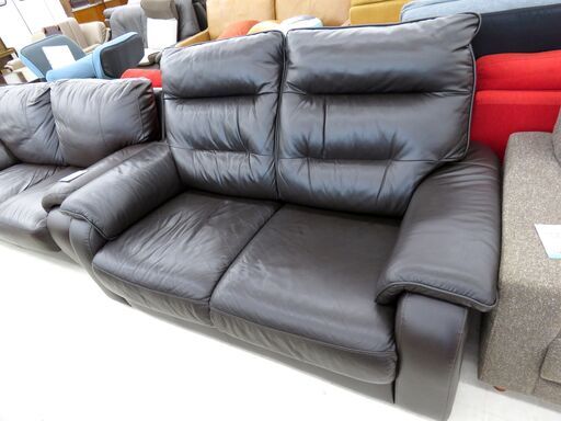 北海道 千歳市/恵庭市 近郊配送 2Pソファ レザー ダークブラウン 二人掛け 店頭でのお受渡し大歓迎