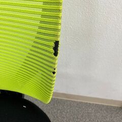【8/26にて掲載終了します】無料にて差し上げます。メッシュチェア　椅子　黄緑の画像