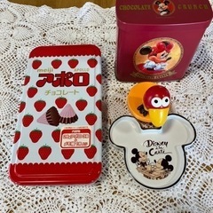 空き缶、ミッキーマウス陶器皿