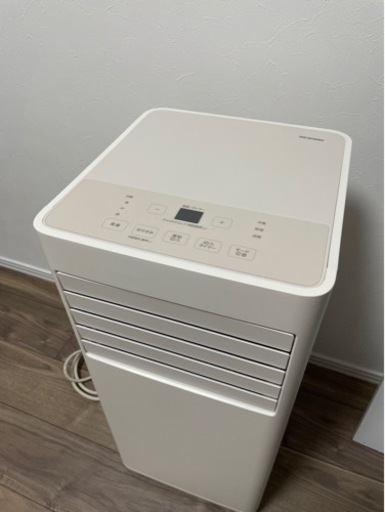 ほぼ新品】【値下げしました】2024年型工事不要！アイリス