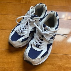 運動靴 23.0 シューズ
