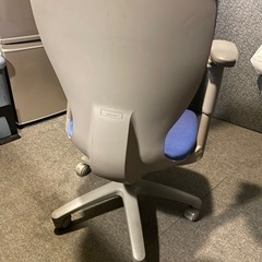 コクヨ ジオナードチェア JOIFA606 （引取り限定）の画像