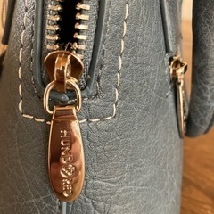 HUND RED バッグの画像