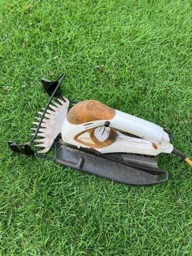 芝刈り機　　ポールバリカン　キワ刈り