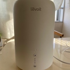 レボイト　　加湿器