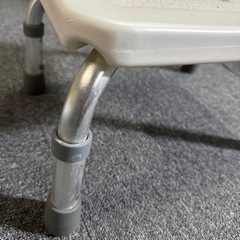 シャワーステップ 浴槽椅子 お風呂椅子 高さ調整可能 3段階 高齢者 イスの画像
