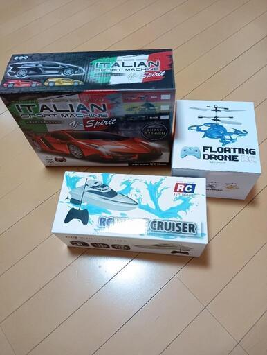 ホワイトクルーザー フローティング ドローン イタリアンスポーツマシン ラジコン 新品・未開封
