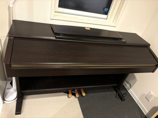 電子ピアノ