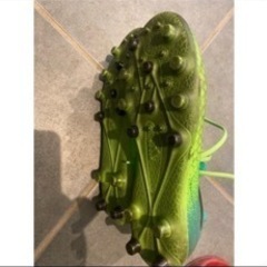 ラグビー　サッカー　靴　スパイクの画像