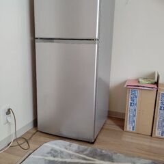 新しい冷蔵庫届いたので！