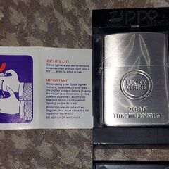 ラッキーストライク、ジッポーライター❗Zippo❗未使用❗喫煙タバコLUCKY STRIKE❗Millenniumの画像