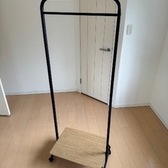 ハンガーラック