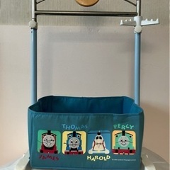 トーマスのハンガーラック