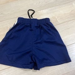 アディダス　キッズ　ハーフパンツ　130サイズの画像