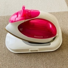 Panasonicコードレススチームアイロンの画像