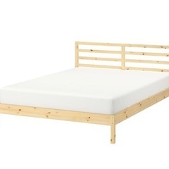 IKEA クイーンベッド　パイン材