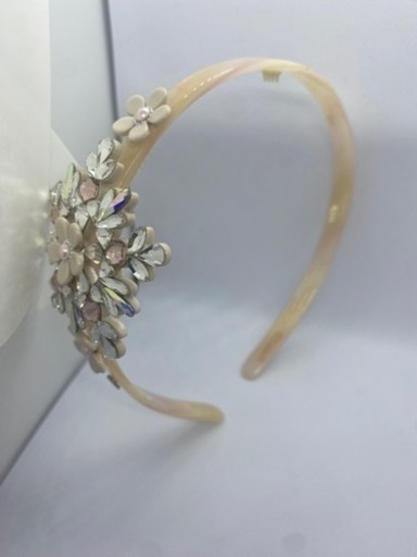 美品 アレクサンドルドゥパリ スワロ カチューシャパール