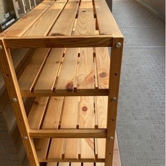 収納棚の画像