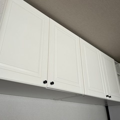 IKEAキッチン吊り戸棚の画像