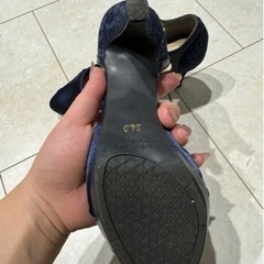 マリクレールのパンプスの画像