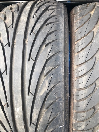 希少サイズ　215/30R20 札幌から