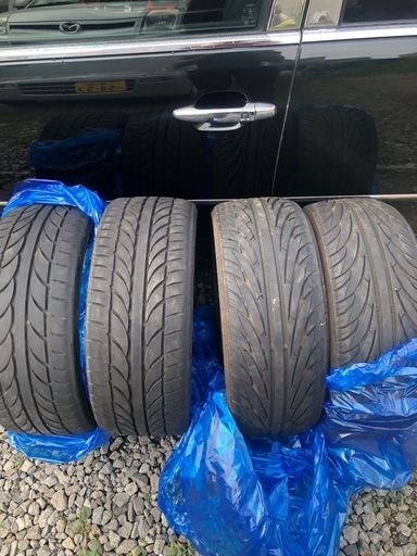 希少サイズ　215/30R20 札幌から