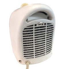 DBK GERMAVY 2009年製 DCH750M コンパクト ファンヒーター 動作品 セラミックファンヒーター 小型 持ち運び簡単 中古家電 暖房 現状品の画像