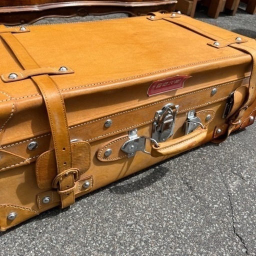 ☆レトロ☆旅行カバン　ベルト1本切れてる
