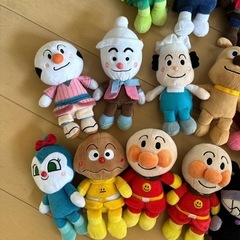 アンパンマンの人形16体の画像