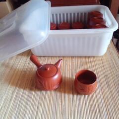 急須1つ湯呑16個まとめて2,000円ケース付きでプラス500円