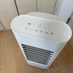 冷風機　アイリスオーヤマ   2022年製の画像