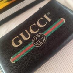 GUCCI ロゴ　長財布