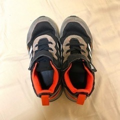 adidas子供用スニーカー20cm
