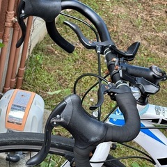 【お話し中】クロスバイク　白青　 の画像