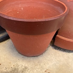 茶色植木鉢　陶器５個300円