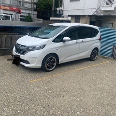 フリード+ ハイブリッド　40プリウス交換希望
