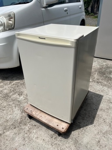 激安1ドア冷蔵庫!! 2022年 Panasonic 右開き NR-A80D-W 75L 家電 キッチン家電 冷蔵庫