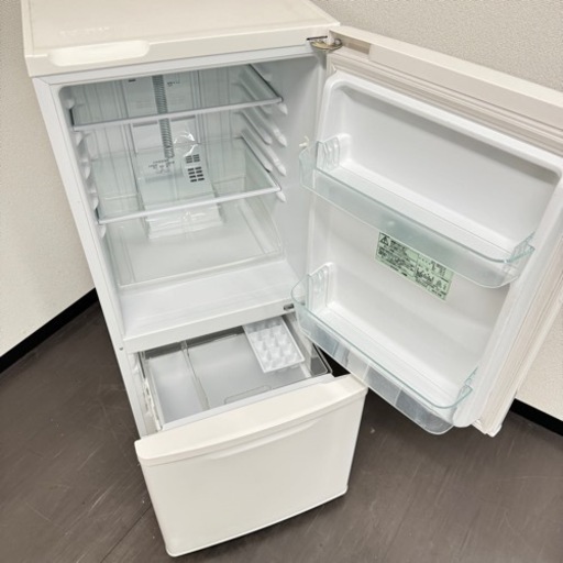 ? 激安‼️まだまだ使えます❗️15年製 138L Panasonic2ドア冷蔵庫NR-BW147C-W?R600