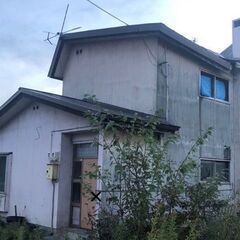 奈井江商業高校前の約180坪の広い土地と総床面積67坪、家庭菜園、倉庫、収納、物置、趣味部屋、非居住向けの戸建て - 空知郡