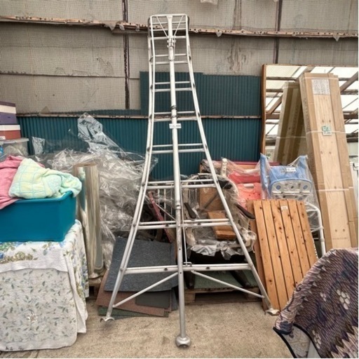 園芸用三つ足はしご