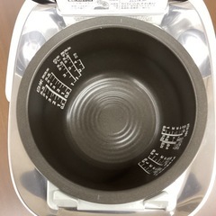 【取りに来られる方限定！！】TOSHIBA圧力IH炊飯ジャーの画像