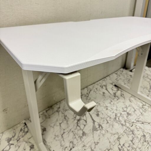  18865  NITORI ゲーミングデスク   ◆大阪市内・東大阪市他 6,000円以上ご購入で無料配達いたします！◆ ※京都・高