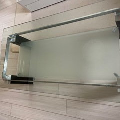 ニトリ　ガラステーブルの画像