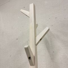  18858  コーナン キッズポールハンガー   ◆大阪市内・東大阪市他 6,000円以上ご購入で無料配達いたします！◆ ※京都・高槻・枚方方面◆神戸・西宮・尼崎方面◆生駒方面、大阪南部方面　それぞれ条件付き無料配送あり！            の画像