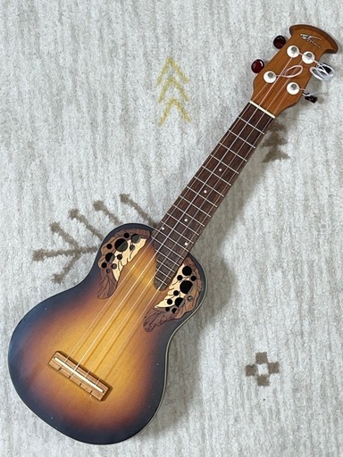 調整済。尾崎豊も愛用したオベーションブランドのウクレレ