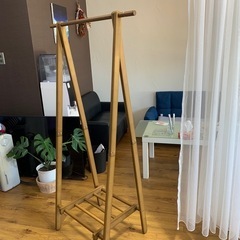 ハンガーラック☆ 受付終了致しました。