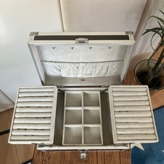 アクセサリーケースの画像
