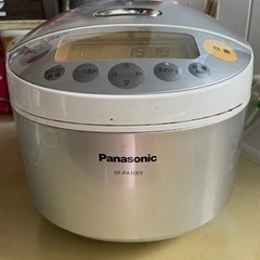 炊飯器の画像